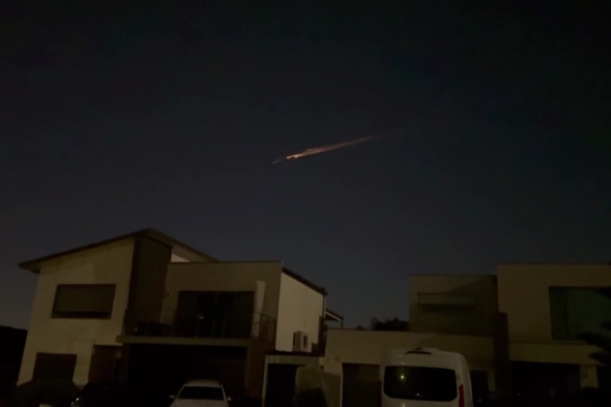 A bright streak across the sky in Torquay, Victoria