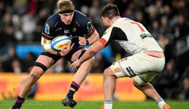 Star lock Holland to miss entire Highlanders season