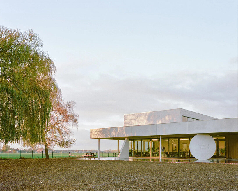 geometric supports guide movement at belgian school by LT2A and open architectes