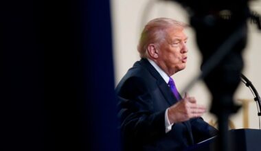 Midterm elections: Trump is preparing to make health care a central focus