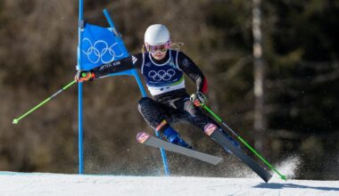 Robinson misses medals, Harrington into final