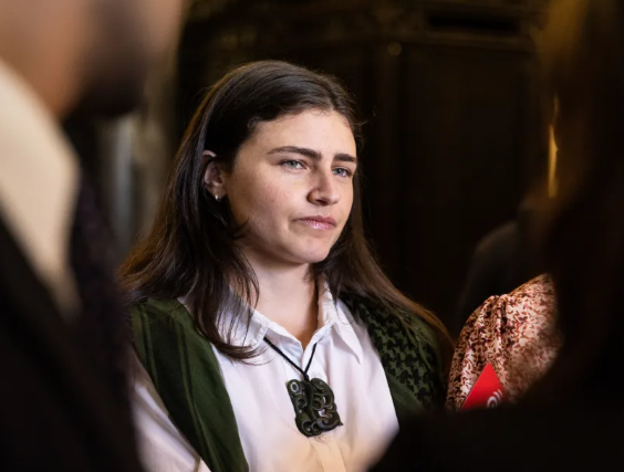 Opposition parties slam govt's 'secret' talks with US