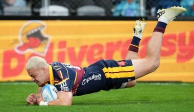 Highlanders score massive upset over Crusaders in Super Rugby opener