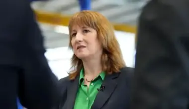 Rachel Reeves Faces Major Setback Amid Grim Worker News