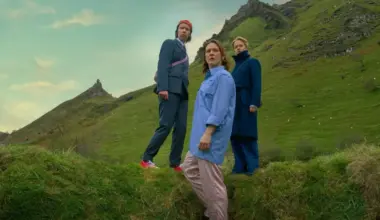 how to get to heaven from belfast: A blistering, funny mystery that demands to be seen