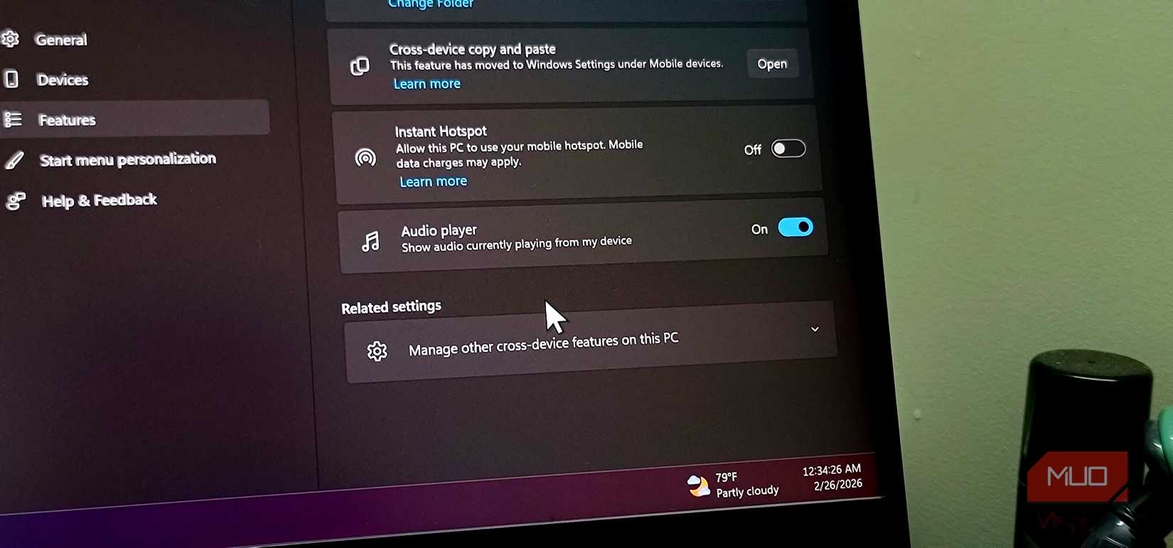 Instant Hotspot option turned off in Phone Link