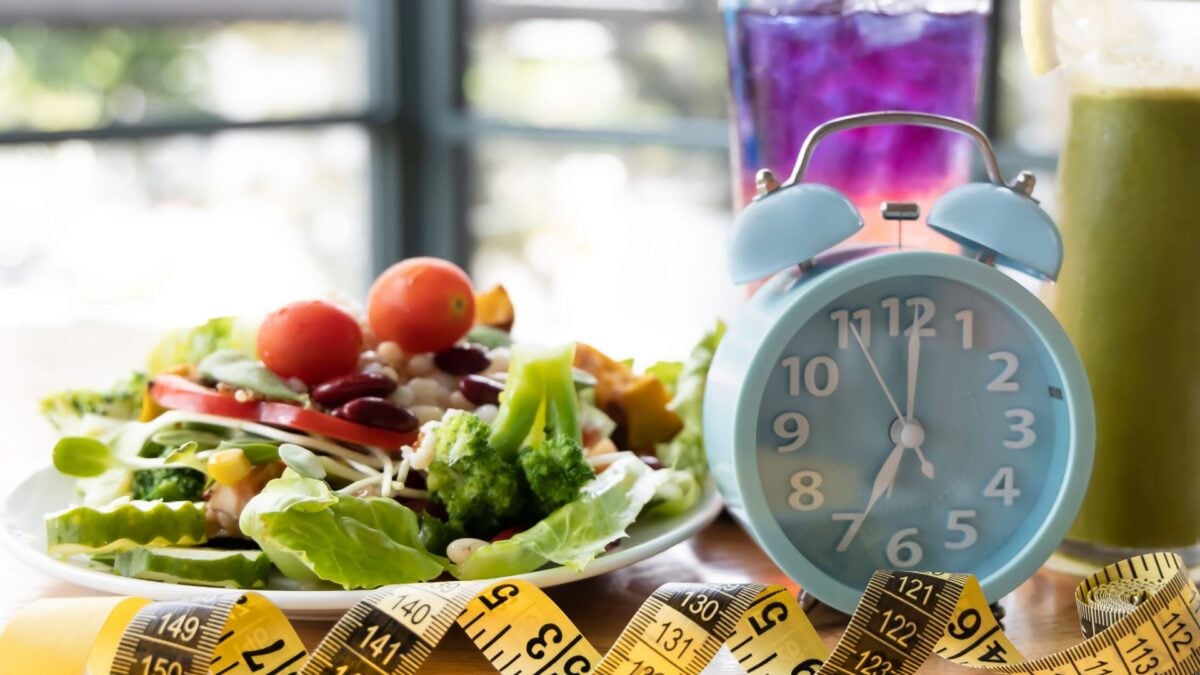 Intermittent Fasting Doesn’t Budge the Scale, Major Review Finds