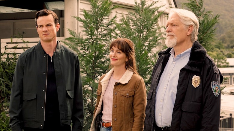 Henry, Lou, and Big Hank on Good Cop/Bad Cop