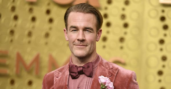 Tributes pour in for beloved Dawson's Creek star James Van der Beek