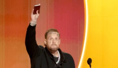 Jelly Roll Gives Passionate Message About Faith in Grammys Acceptance Speech