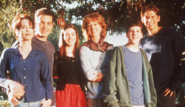 Anne Hathaway And Jesse Eisenberg Made Their Debut In A Forgotten '90s TV Show