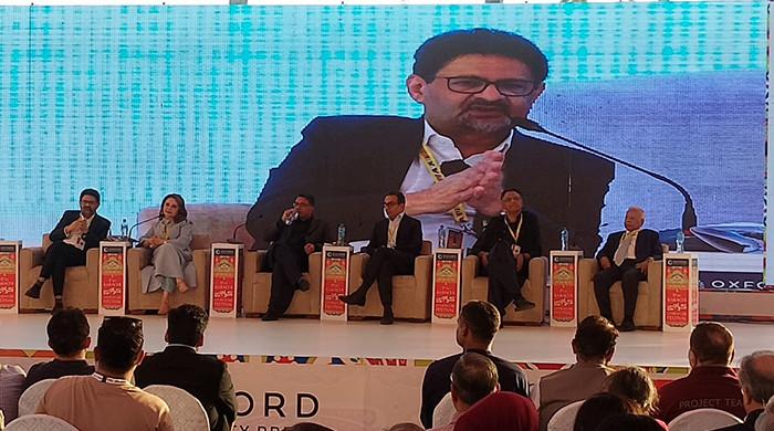 Pakistan stuck in economic cycle due to governance flaws: Miftah Ismail