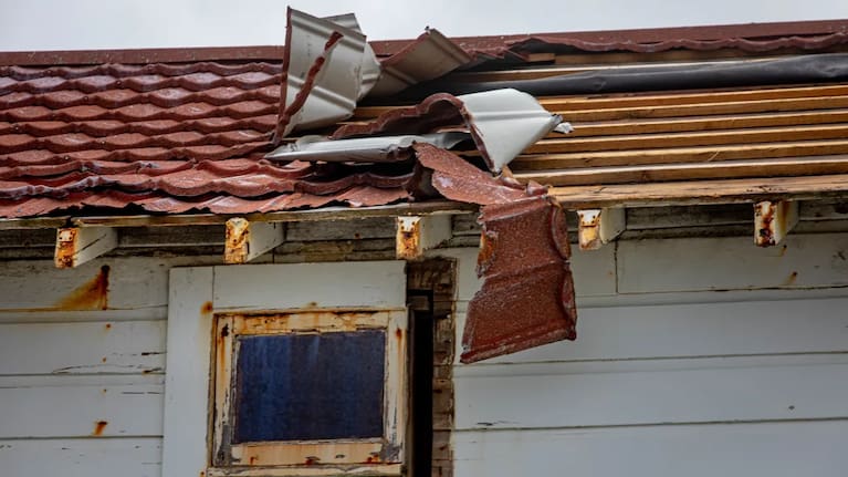 Neighbour Jo Maunder said the structure's deterioration over the last two years had heightened concerns.