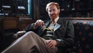 Sherlock Creator's "Ambitious" Return To New 6-Part Detective Series Teased After Season 2 Reunion Confirmation