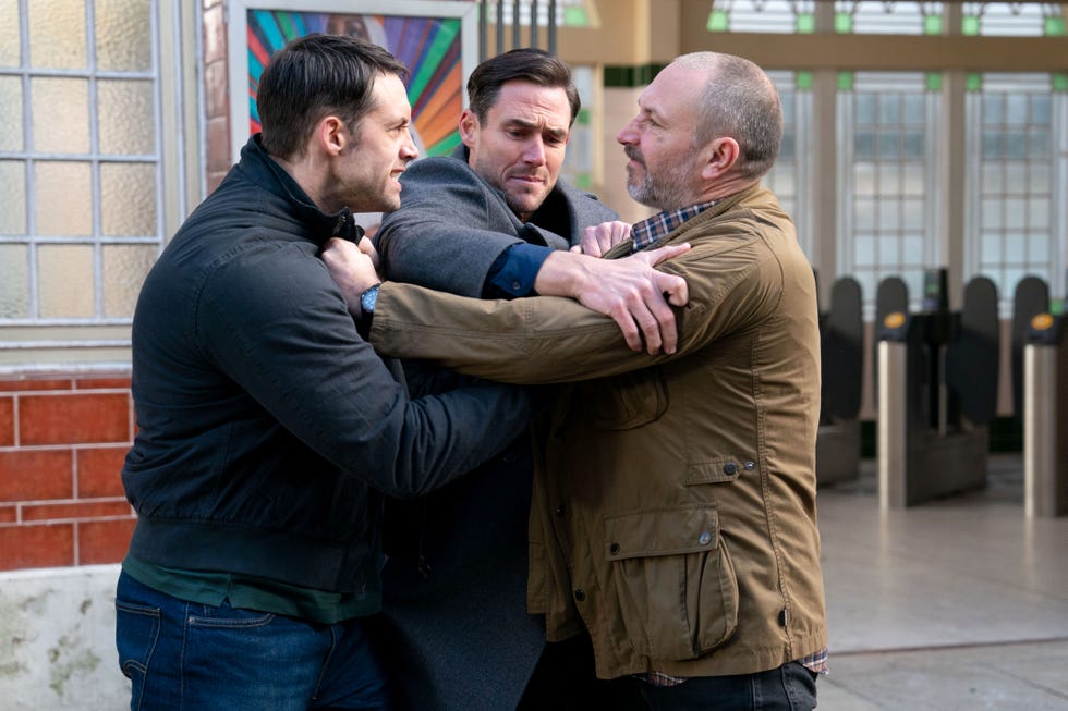 zack stops mark junior and ross fighting in eastenders