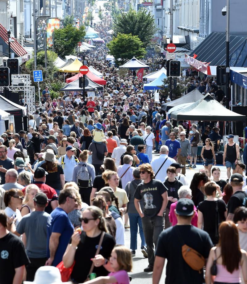 Market pushes street to capacity