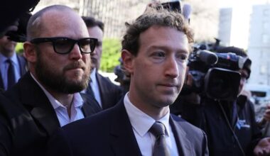 Woman says she was online 'all day long'