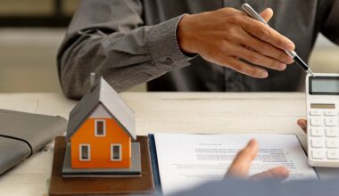 It's a stampede! Mortgage holders race from floating to fixed