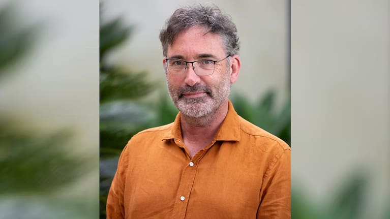 NZ family law barrister Alex Ashmore says it is becoming hard for to get permission to relocate families across borders.