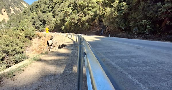 Slip-damaged Waioweka Gorge to partially reopen under piloted convoys