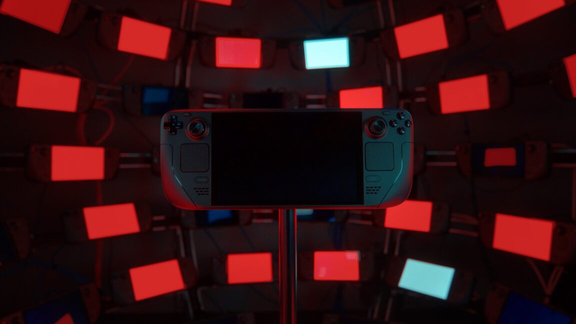 RAM shortage hits Valve's four-year-old Steam Deck, now available "intermittently"