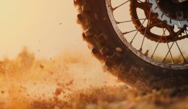 Dirt bikers ride into oncoming traffic, almost hit kids in Auckland