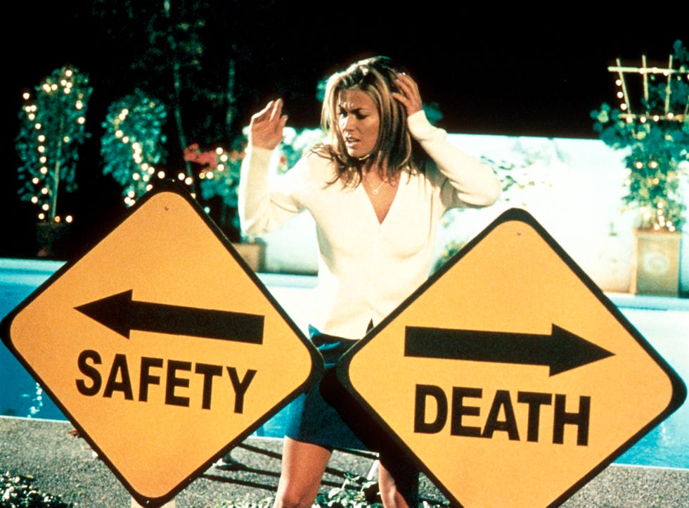 Scary Movie (2000) carmen electra in scary movie