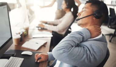 AI to make call center agents 'superheroes,' UJET CEO says • The Register