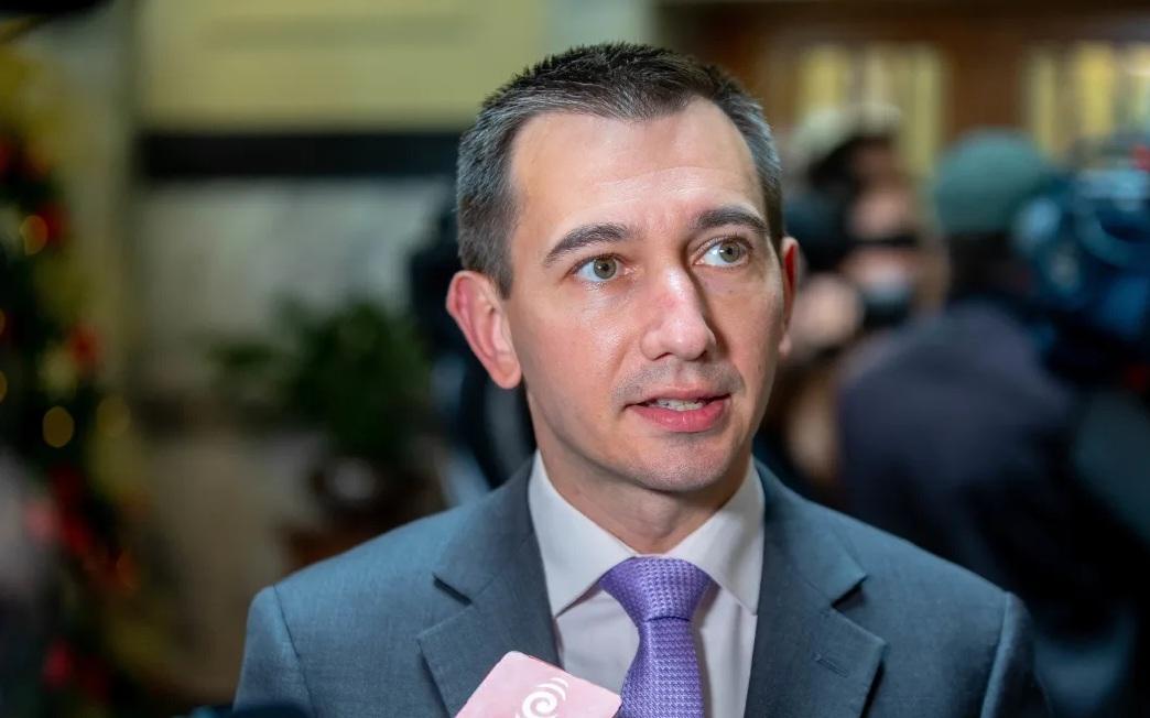 'Faster and more efficient': AI scribe tool being used in emergency departments