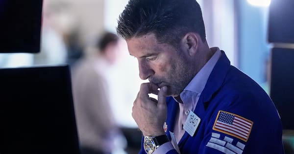 Wall Street keeps calm after Supreme Court strikes down Trump's tariffs