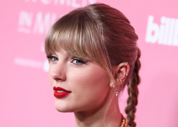 Taylor Swift Experiments With Platform-First Release for “Opalite” Video