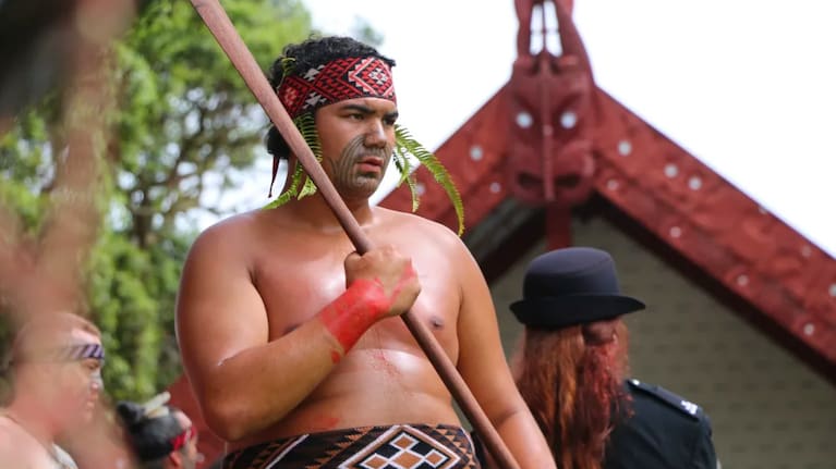 Te Rangitukiwaho Edwards, Rangatahi MP for Te Tai Tokerau, welcomes Parliamentarians to Waitangi.