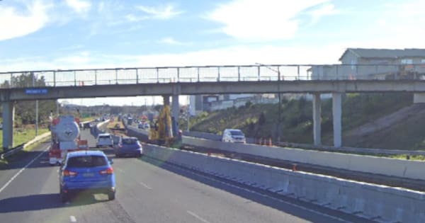 Section of Auckland motorway closed for 14 hours overnight