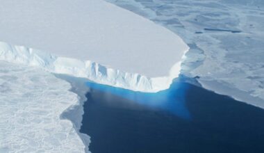 A Multi-Billion-Dollar Curtain Around the ‘Doomsday Glacier’