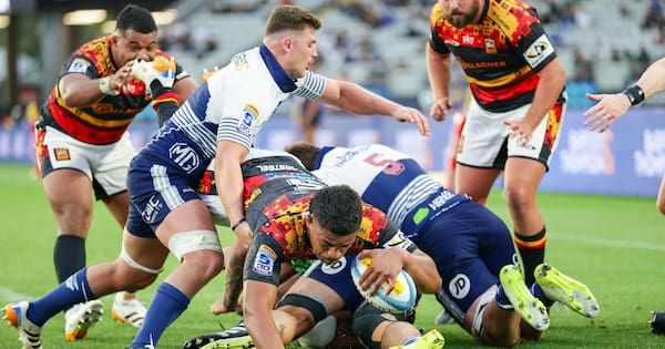 Crucial Vaa'i try for Chiefs against Blues should have been disallowed