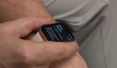 Smartwatch Health Alerts: Tampa cardiologist shares when to see a doctor