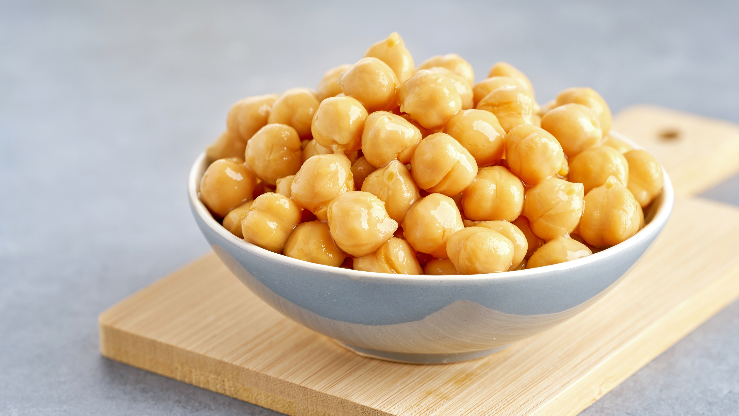 a bowl of chickpeas