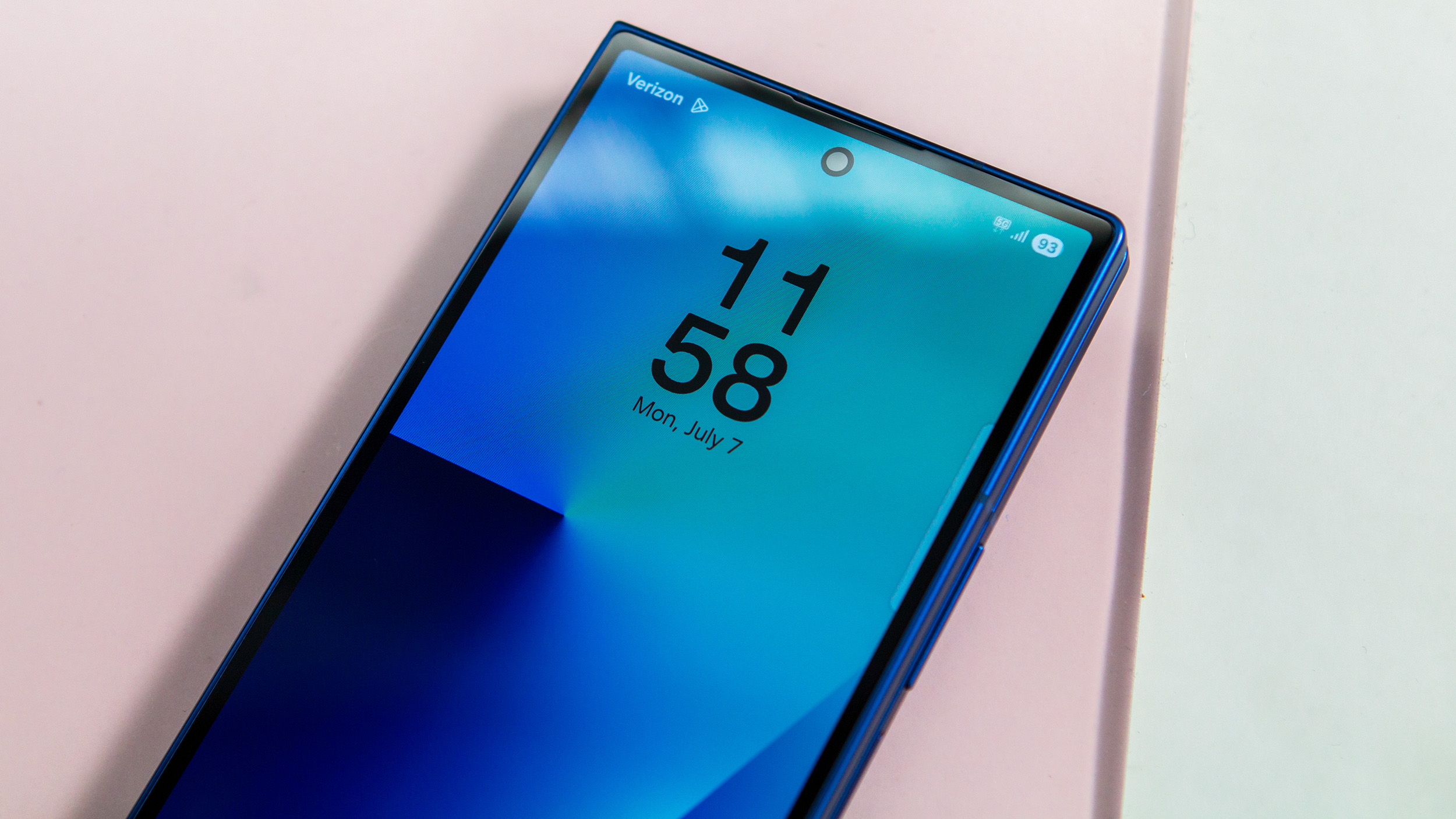 Samsung Galaxy Z Fold 7 Lock Screen hands-on