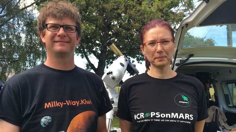 Wairarapa-based science educators and dark sky advocates Sam Leske (left) and Haritina Mogosanu are regular visitors to Canterbury. (Source: North Canterbury News / David Hill)