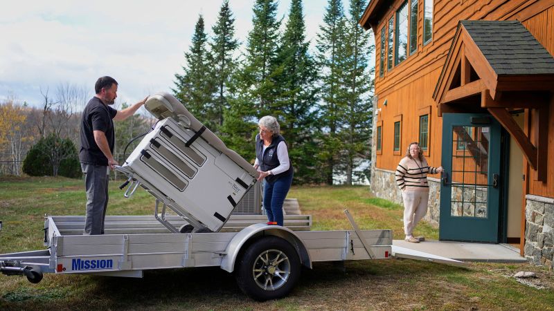 Hospitals are making cuts after ‘big beautiful bill,’ fueling Democrats’ midterm attacks