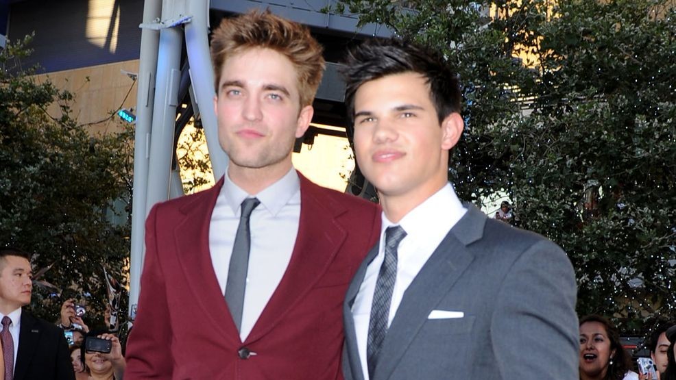 LOS ANGELES, CA - JUNE 24:  Actors Robert Pattinson and Taylor Lautner arrive at the premiere of Summit Entertainment's "The Twilight Saga: Eclipse" during the 2010 Los Angeles Film Festival at Nokia Theatre L.A. Live on June 24, 2010 in Los Angeles, California.  (Photo by Kevin Winter/Getty Images)