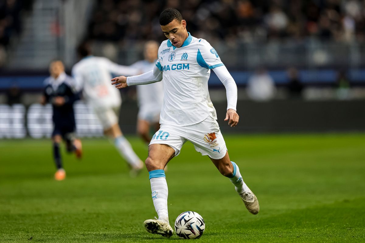 Mason Greenwood of Olympique de Marseille looks to bring the ball down during the Ligue 1 McDonald's match between Paris FC and Olympique de Marseille at Stade Jean Bouin on January 31, 2026 in Paris, France