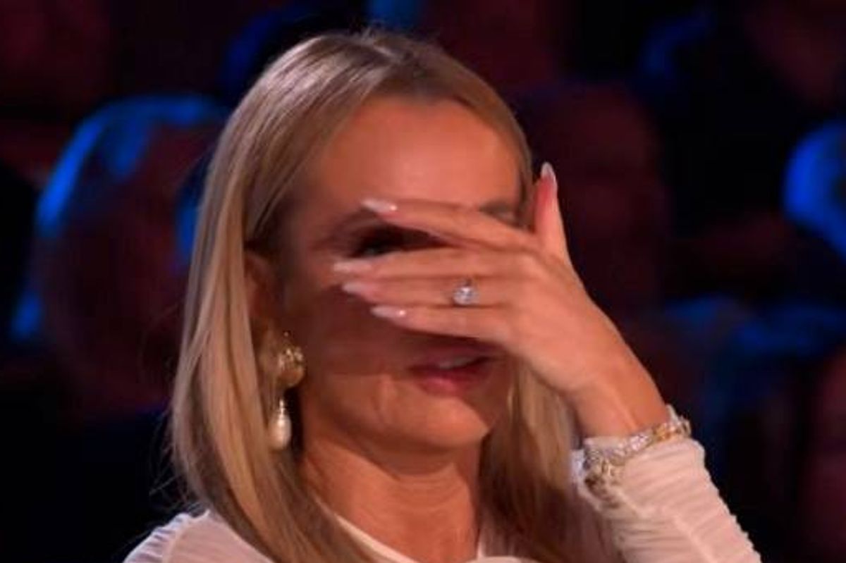 Alfredo and Coral impressed the judges with their intense knife throwing and crossbow routine