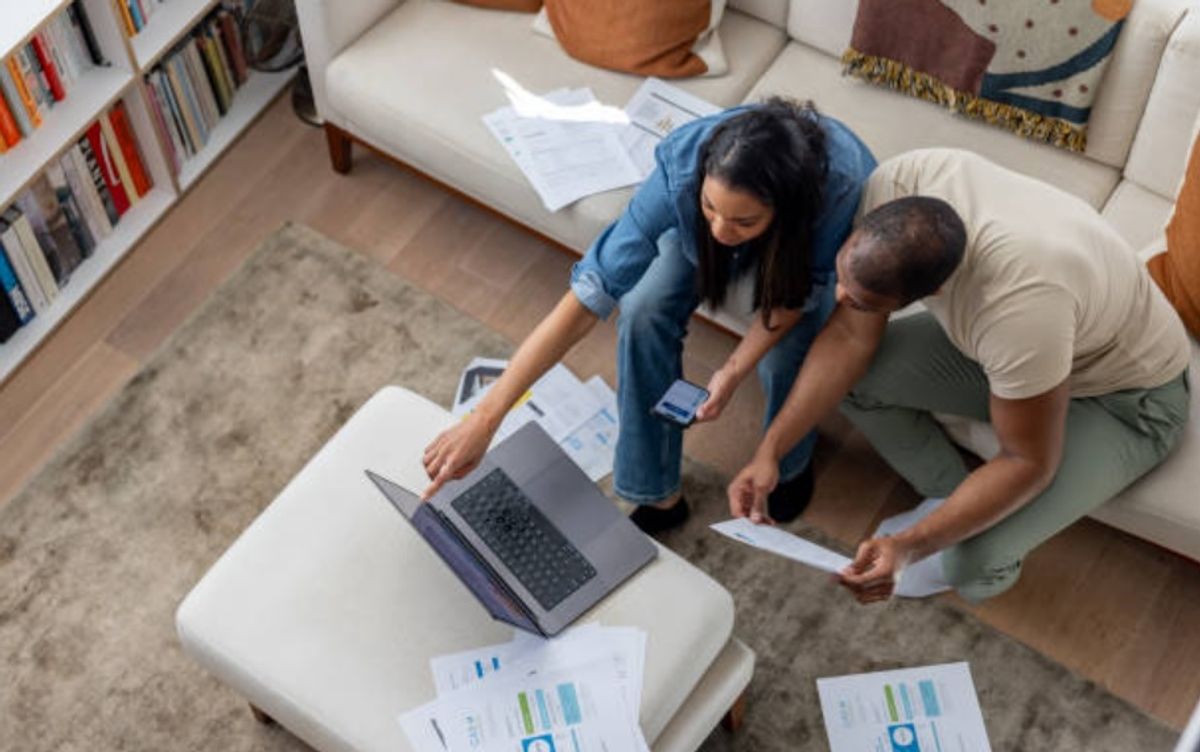 Warning for thousands of UK couples who don't have a joint account