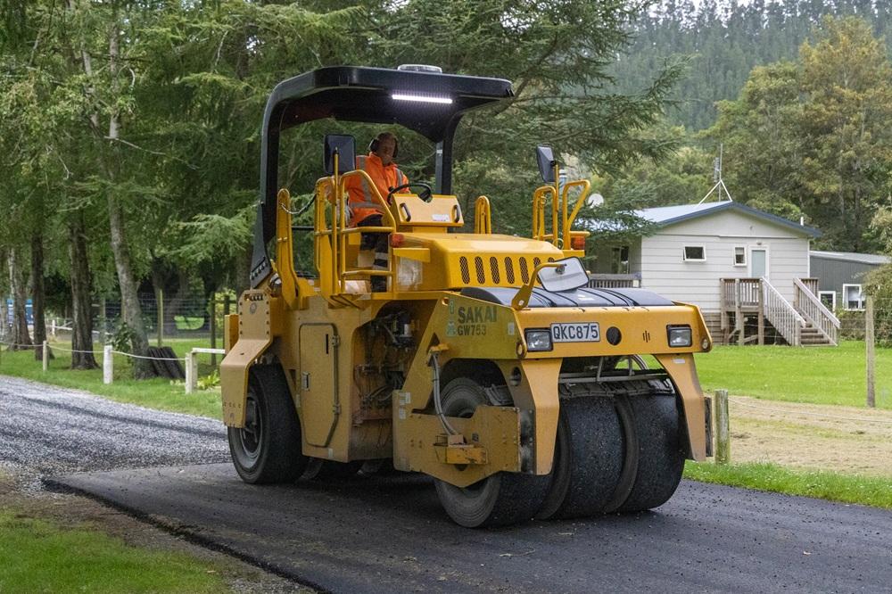 Tyres recycled into NZ’s first rubber road