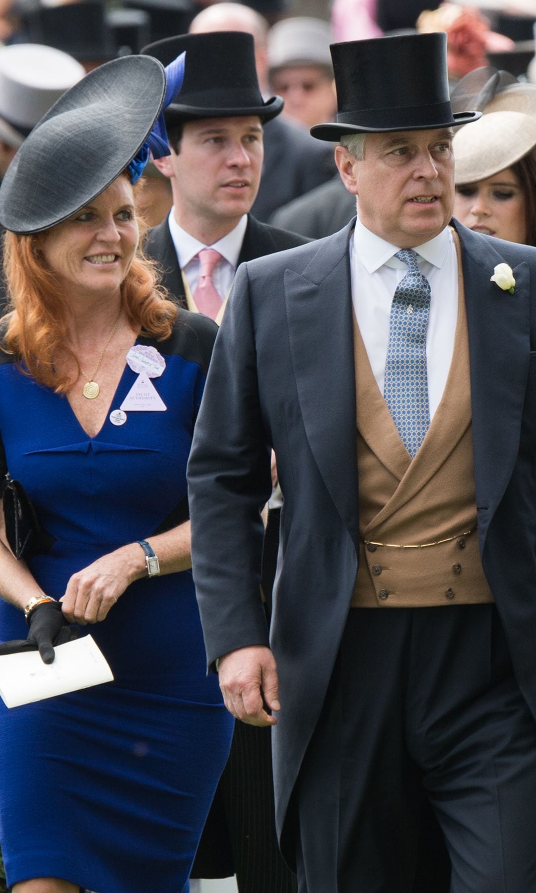 Despite the scandals and the particularly delicate moment they are facing they have decided to go ahead with their plans and host a farewell party