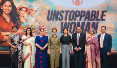 L to R; Anjali Goonetilake, Chief Manager – Marketing, Sampath Bank; Aroshi Nanayakkara, Independent Non-Executive Director, Sampath Bank; Chamila Bandara, Chamila Bandara, Group Management Committee Member – Hayleys Advantis, Director Advantis Express Pvt Ltd, Licensee Federal Express Corporation for Sri Lanka & Maldives, Director – IML Delivery Systems Pvt Ltd representing Citypak; Ramani Fernando, Director and CEO, Ramani Fernando Salons; Shea Wickramasinghe, Group Managing Director, CBL Group; Deepal De Silva, Chief Operating Officer, Sampath Bank; Keshini Jayawardena, Independent Non-Executive Director, Sampath Bank; Asanka Liyanage, DGM – Consumer & SME Banking, Sampath Bank