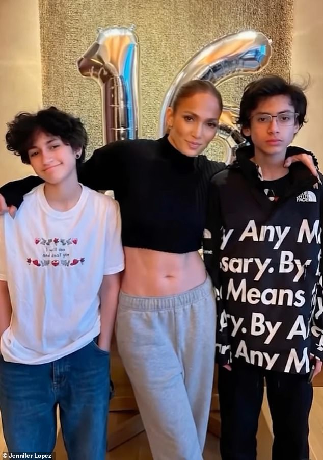 The Selena actress shares the fraternal twins, Max (R) and Emme (L), with ex-husband Marc Anthony, 57