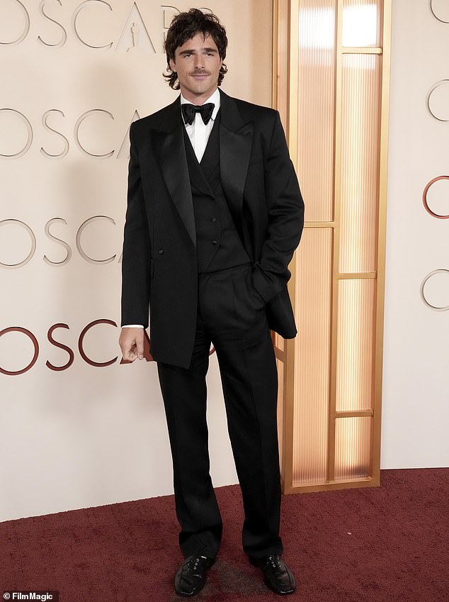 Jacob Elordi lost out on a Best Supporting Actor Oscar for Frankenstein on Sunday - and there was talk of him being snubbed by the movie's cast and crew, who spoke little of him afterwards