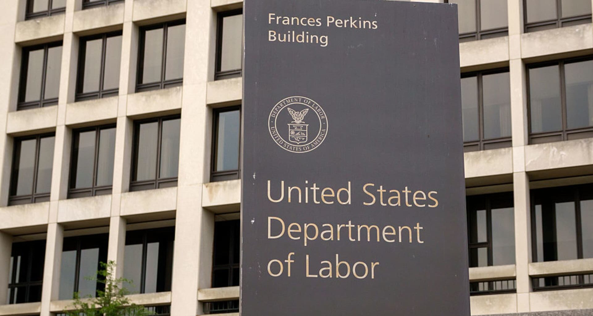 401(k)s may use alternative investments: Labor Department proposal